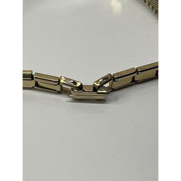 Vintage Caravelle Ladies Manual Wind Watch Working Gold Tone Made In Hong Kong - Picture 8 of 13